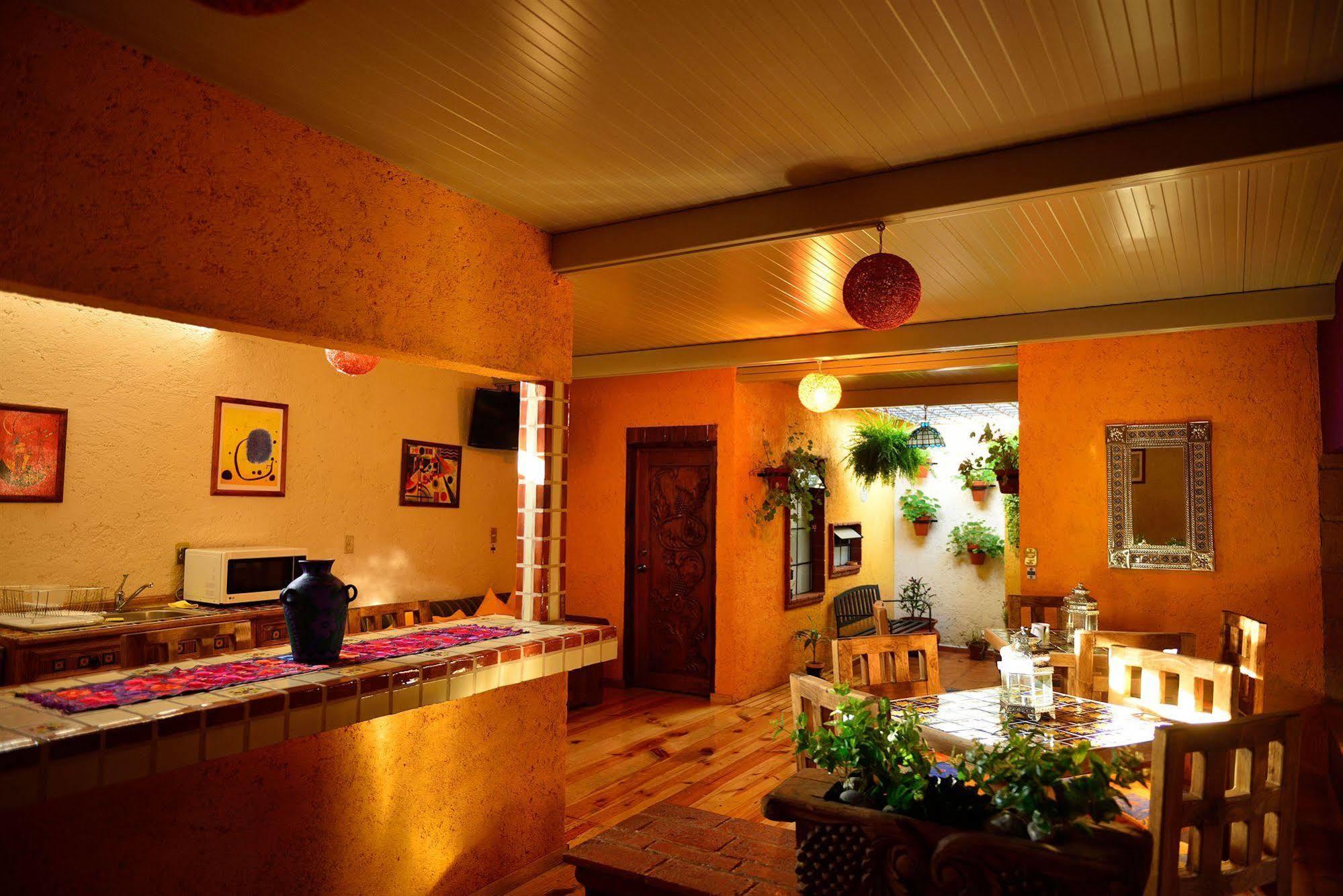 Mex Suites Casa Azul B&B Mexico City Exterior photo